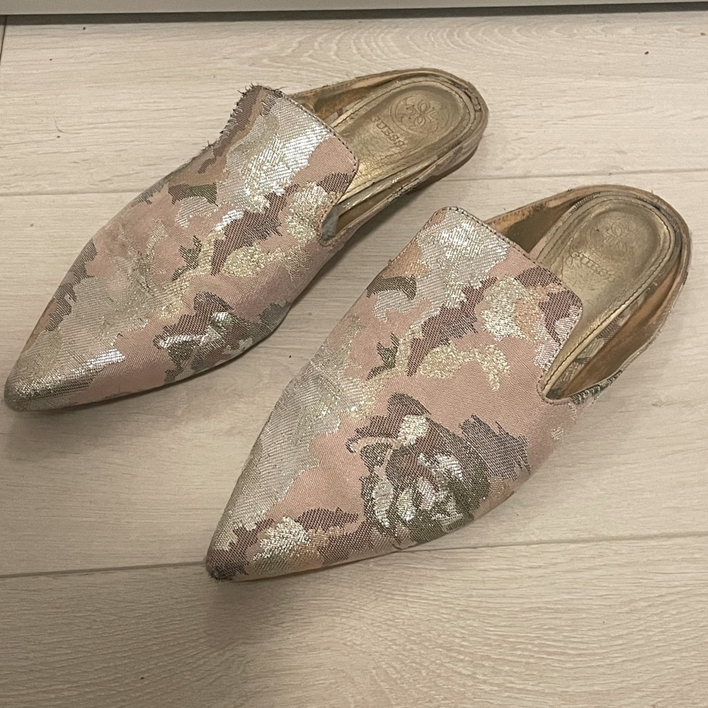 GUESS - Camouflage Pattern Mules